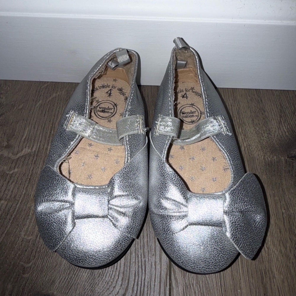 Girls Metallic Silver Bow Mary Jane Dress Shoes